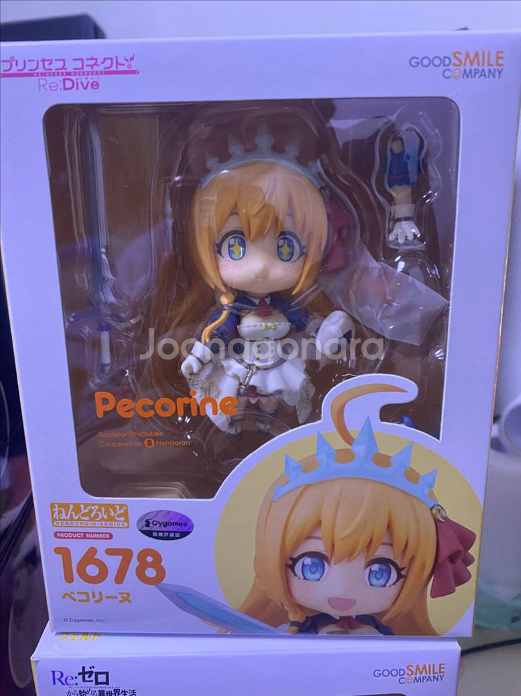 프리코네 페코린느 넨도로이드(1678) 팝니다--0