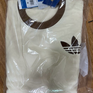 아디다스 맨투맨