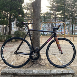 8bar krzberg v5 프레임 기반 커스텀 픽시