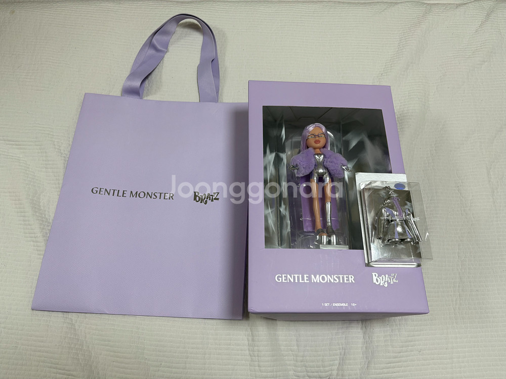 젠틀몬스터 브랏츠인형+키링 급처--0