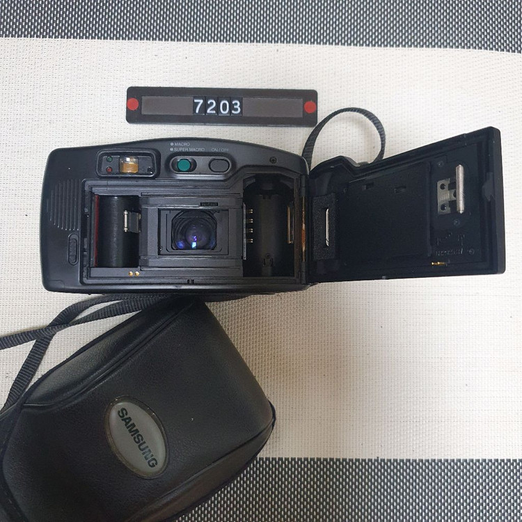 삼성캐녹스 퍼지줌 1050 필름카메라 파우치포함--4