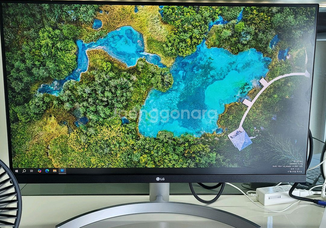 LG 27인치 IPS FHD 스피커 내장 모니터 판매--1