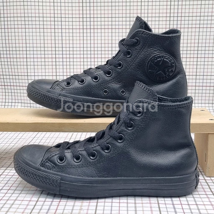 컨버스 척테일러 레더 여성 하이탑 240--0