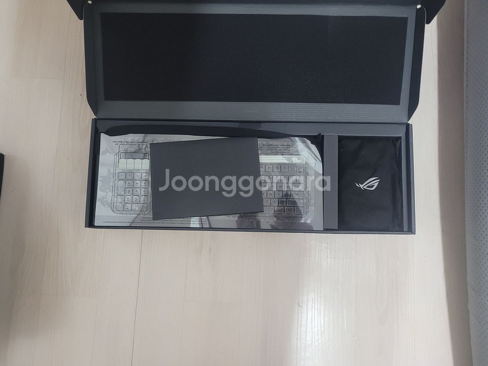 ASUS ROG 클레이모어2 유무선 적축--1