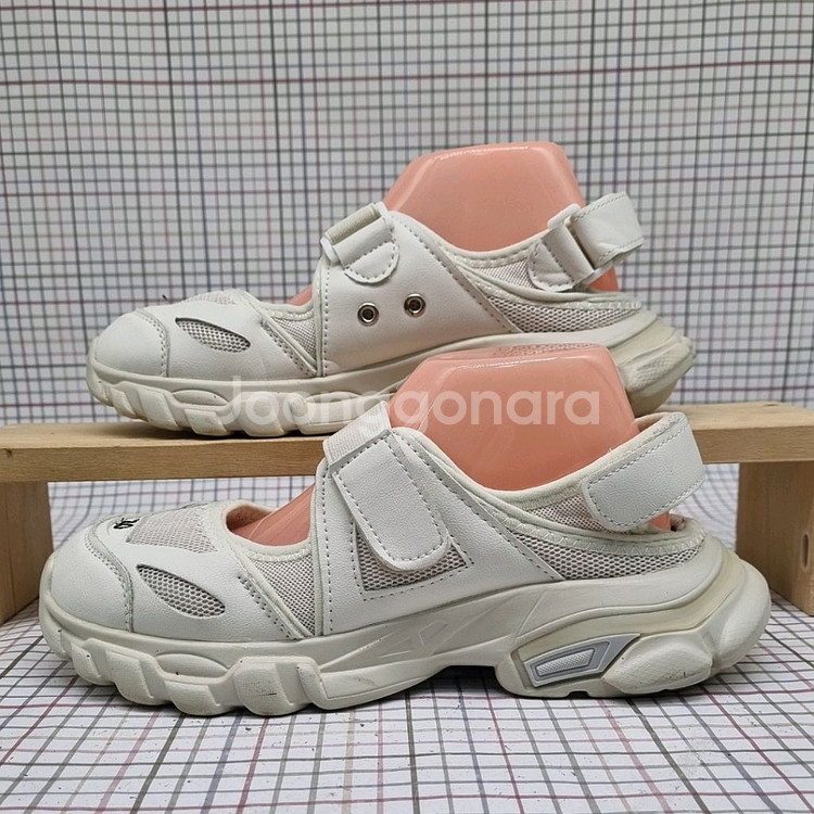 발조아이가 샌들 250--0