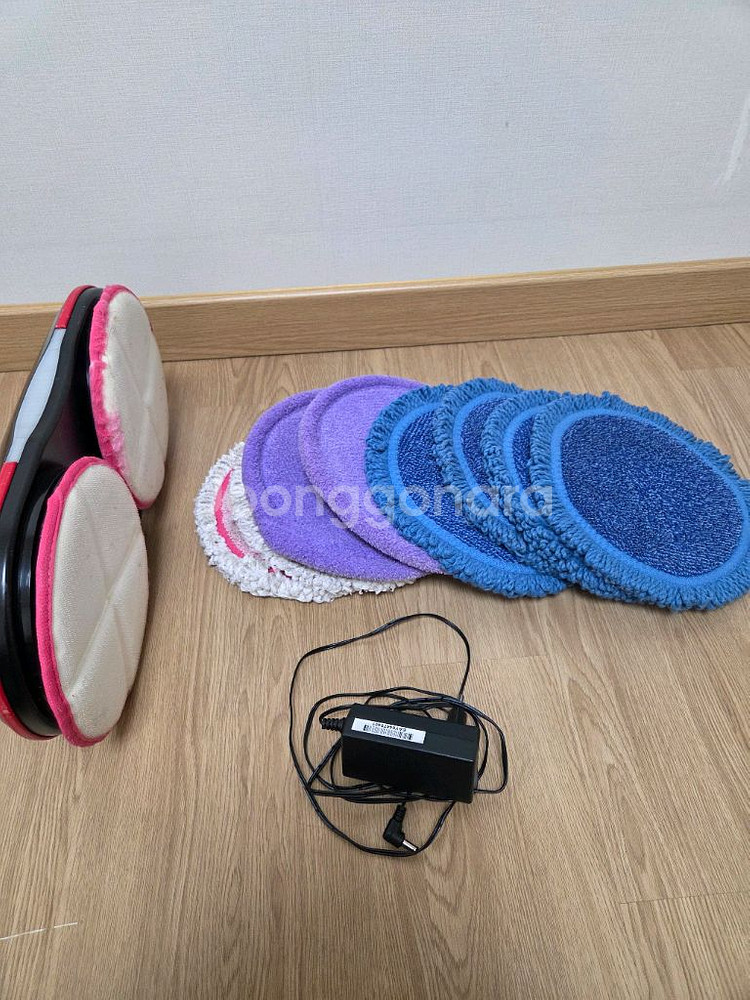 휴스톰 듀얼 무선 물걸레 청소기 HS-9000 팝니다--2