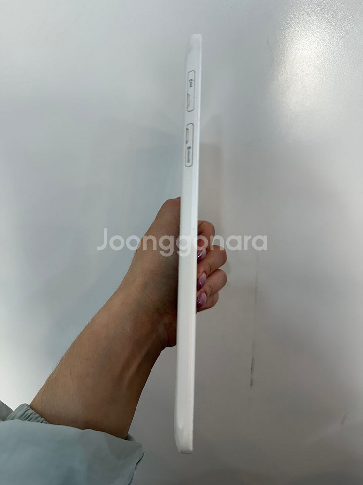 갤럭탭E(T375) 16GB 화이트 /Y907--4