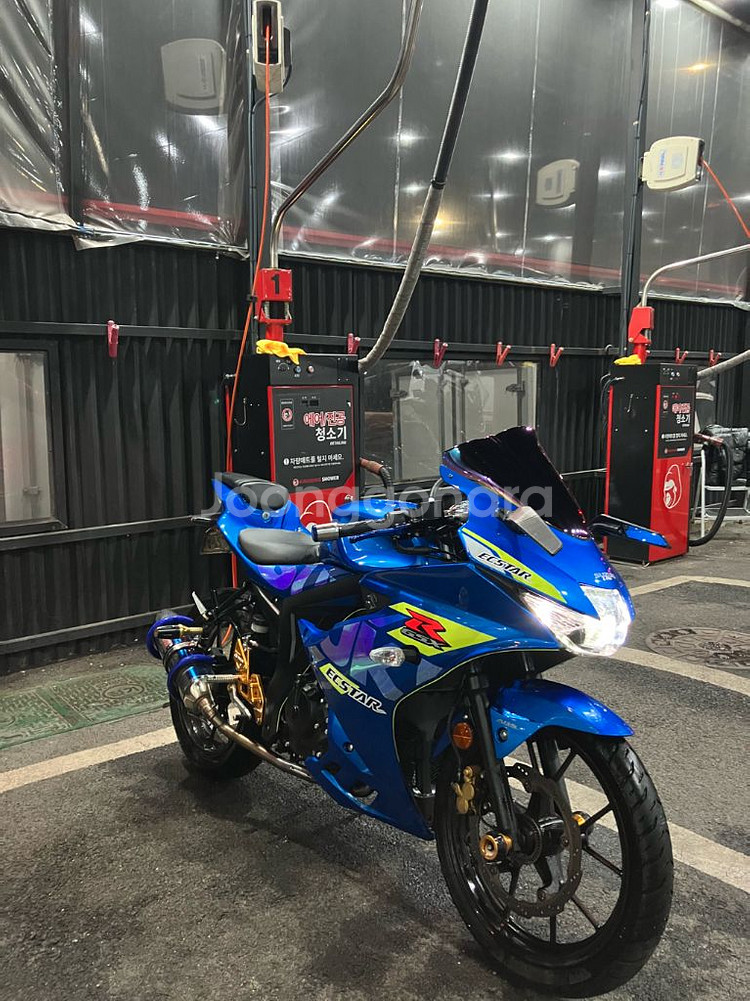 스즈키 gsxr125 23년식 RCB 백스텝 차--0