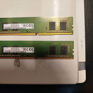 삼성 DDR4 3200Mhz 8GB RAM 2개 전주시