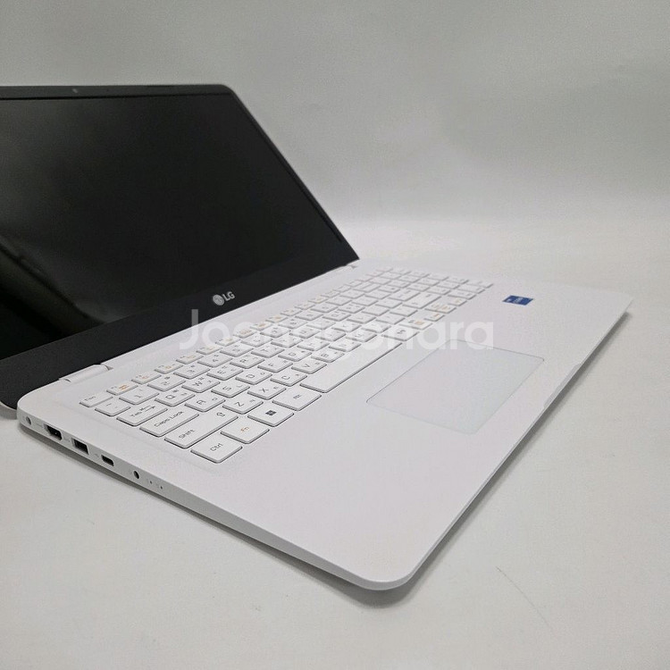 엘지 중고 노트북 i5 화이트 A급/512G/램16G--3