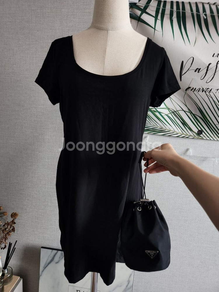 1회)H&M 블랙 반팔원피스 사이즈 M--2