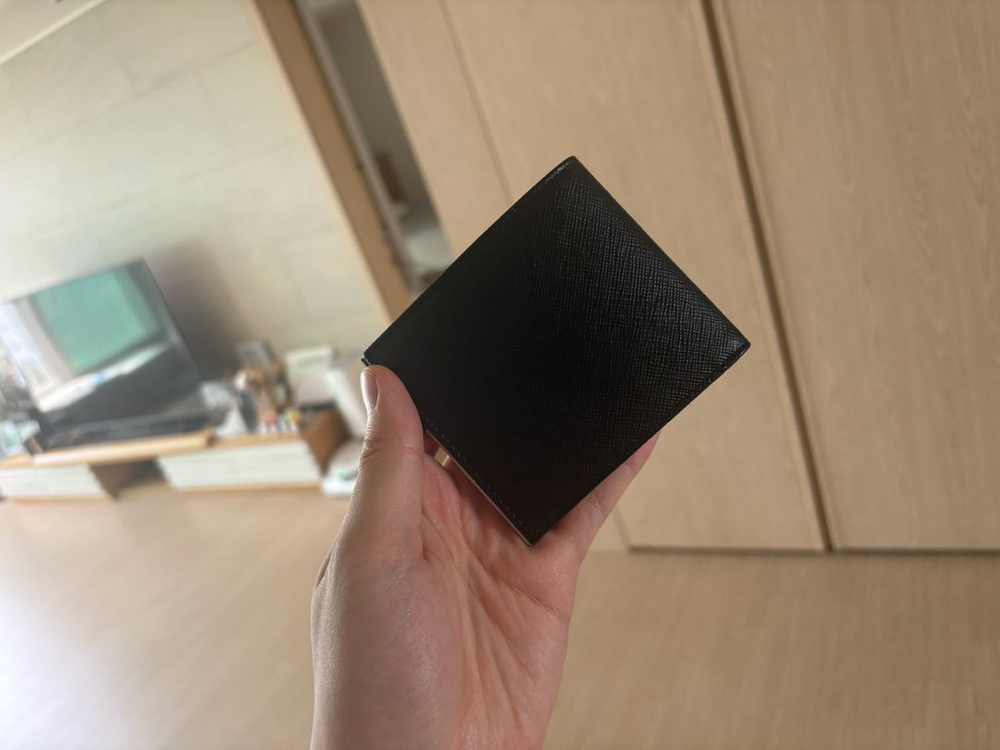 프라다 사피아노 남자 반지갑 이미지