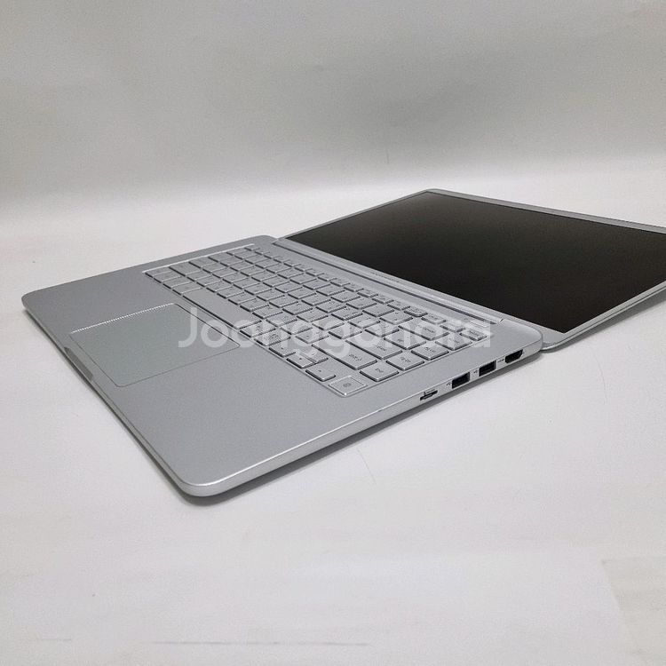 삼성노트북 15인치/980g/인텔코어/FHD/SSD--5