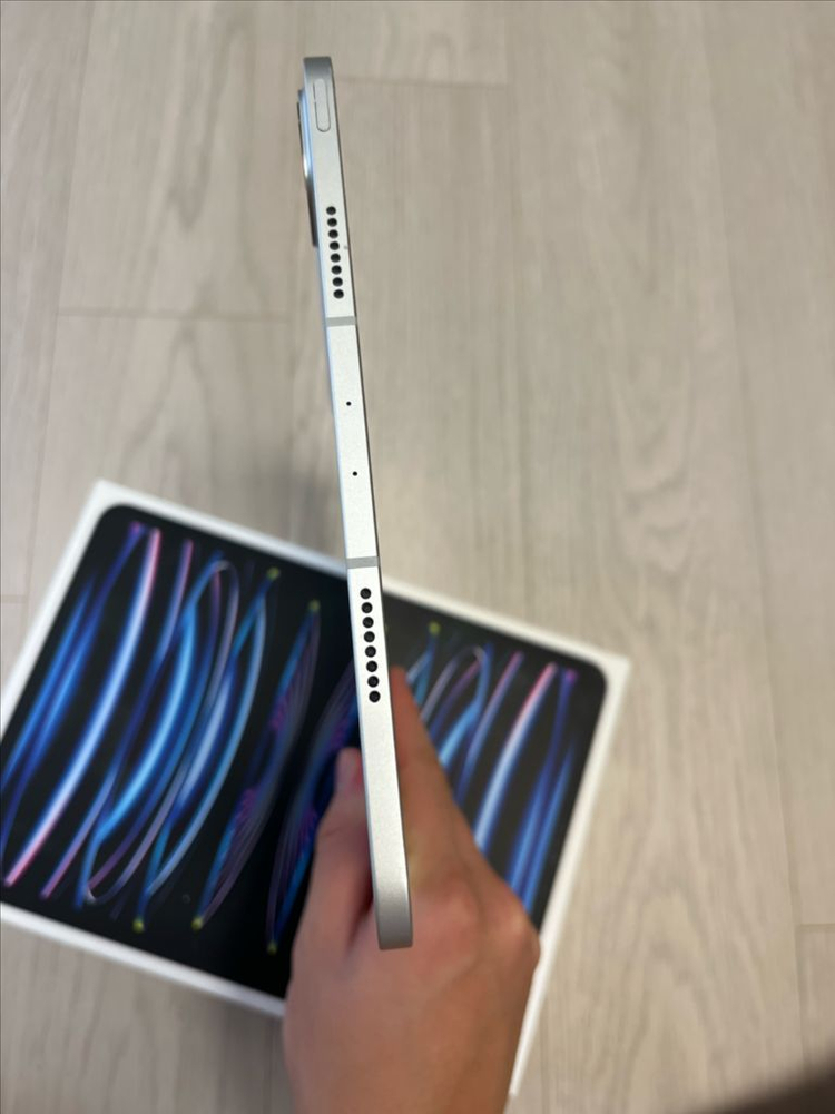 아이패드 프로 11 m2 128gb 셀룰러(4세대) 이미지