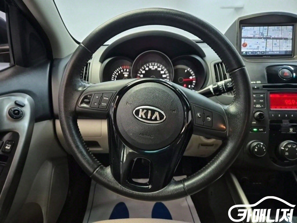 [기아]포르테 가솔린 1.6 CVVT SLI (5인승)--7