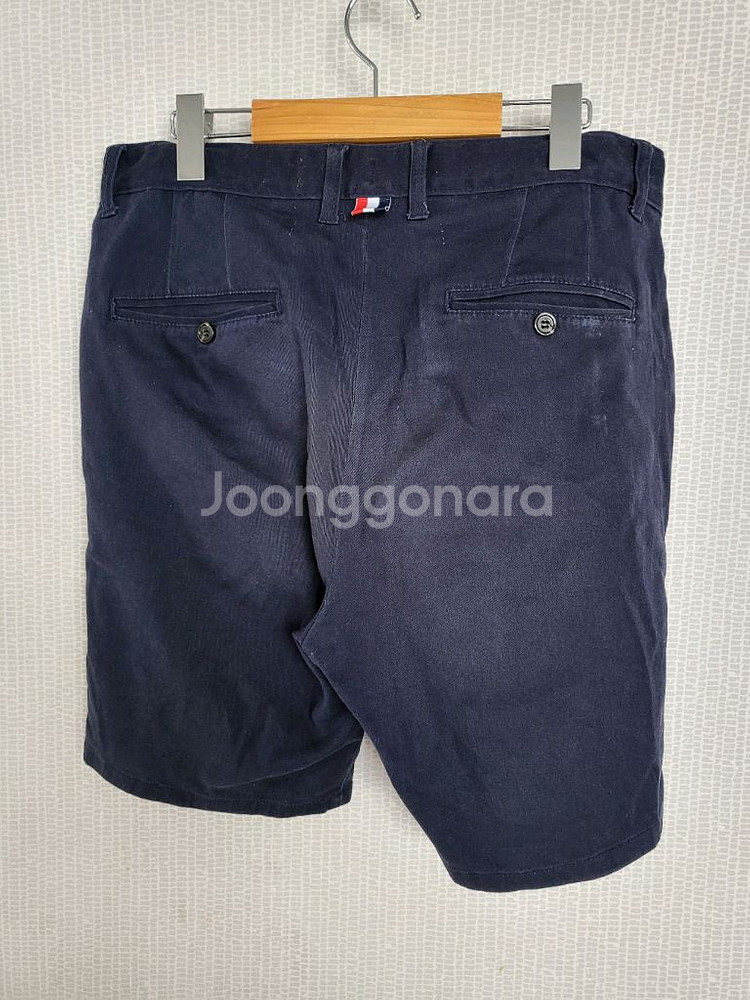 톰브라운 정품 반바지--3