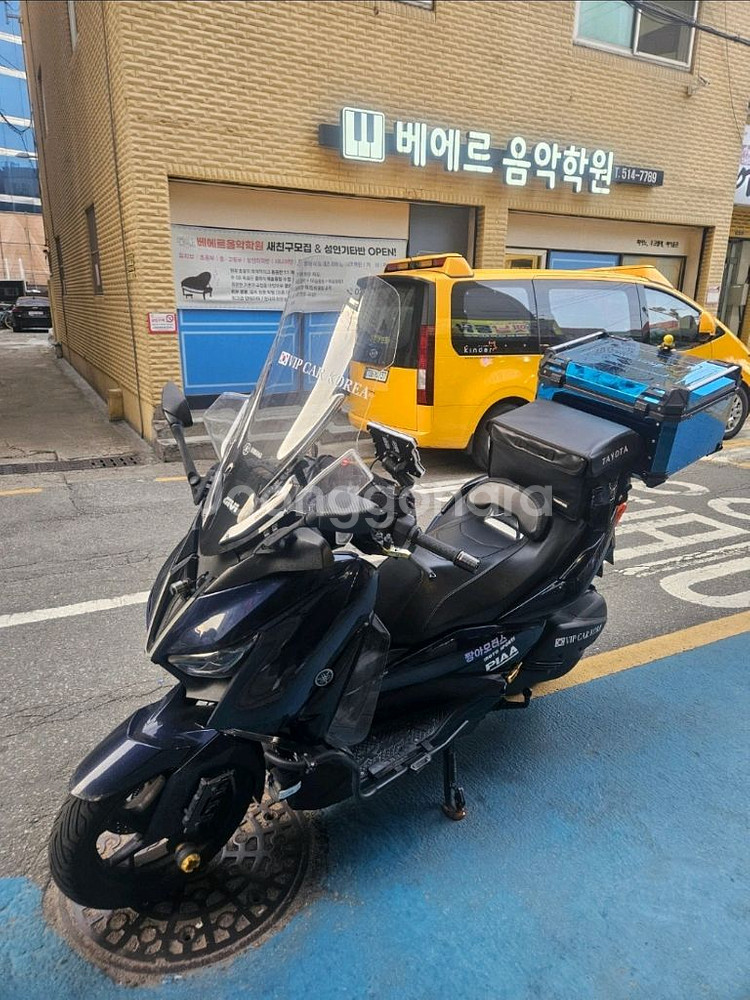 Xmax300 21년식--0