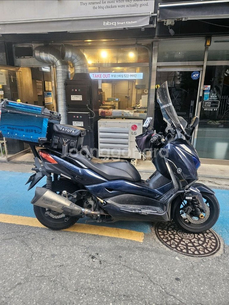 Xmax300 21년식--2