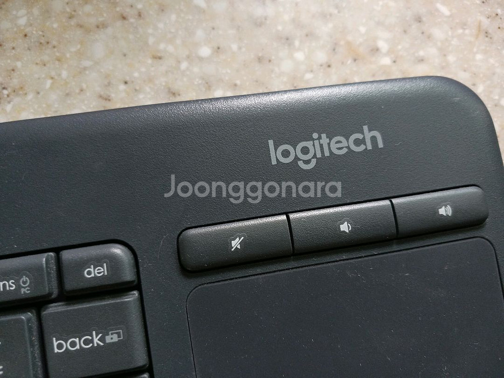 로지텍 무선 키보드 K400+--3