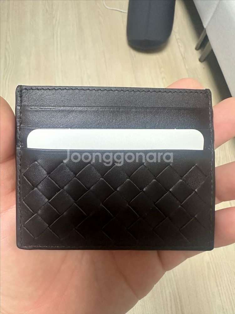 보테가 베네타 카드지갑 블랙 새제품입니다.--2