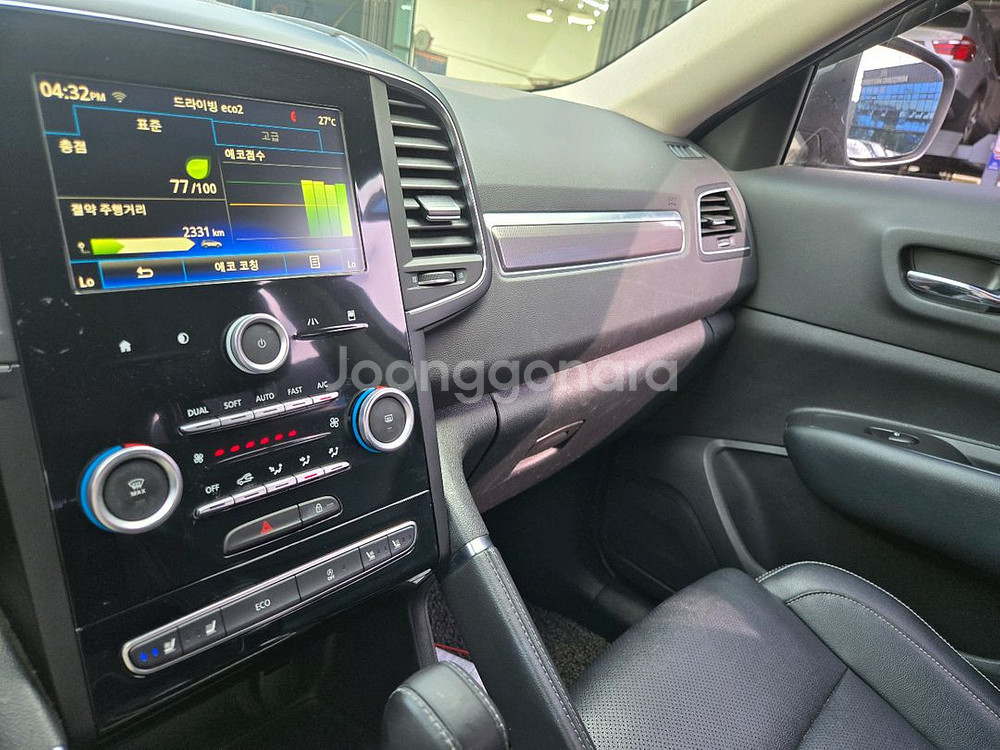 17년식 QM6 2.0 dci RE 최고급형 디젤--7