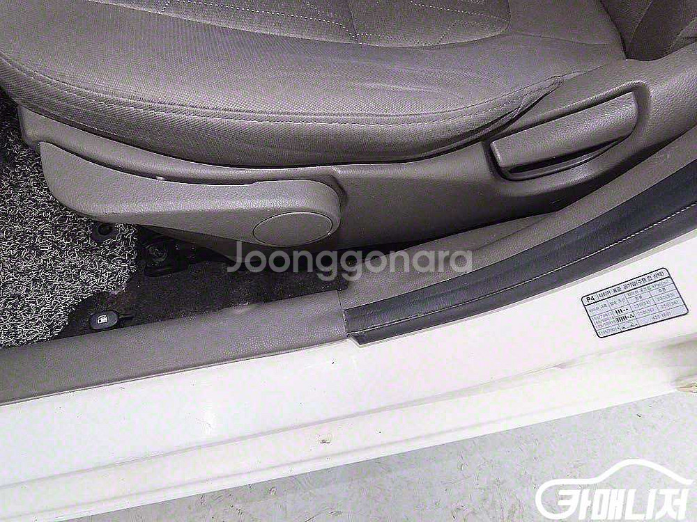 [기아]더 뉴 모닝 밴 고급형 #최저가도전--9