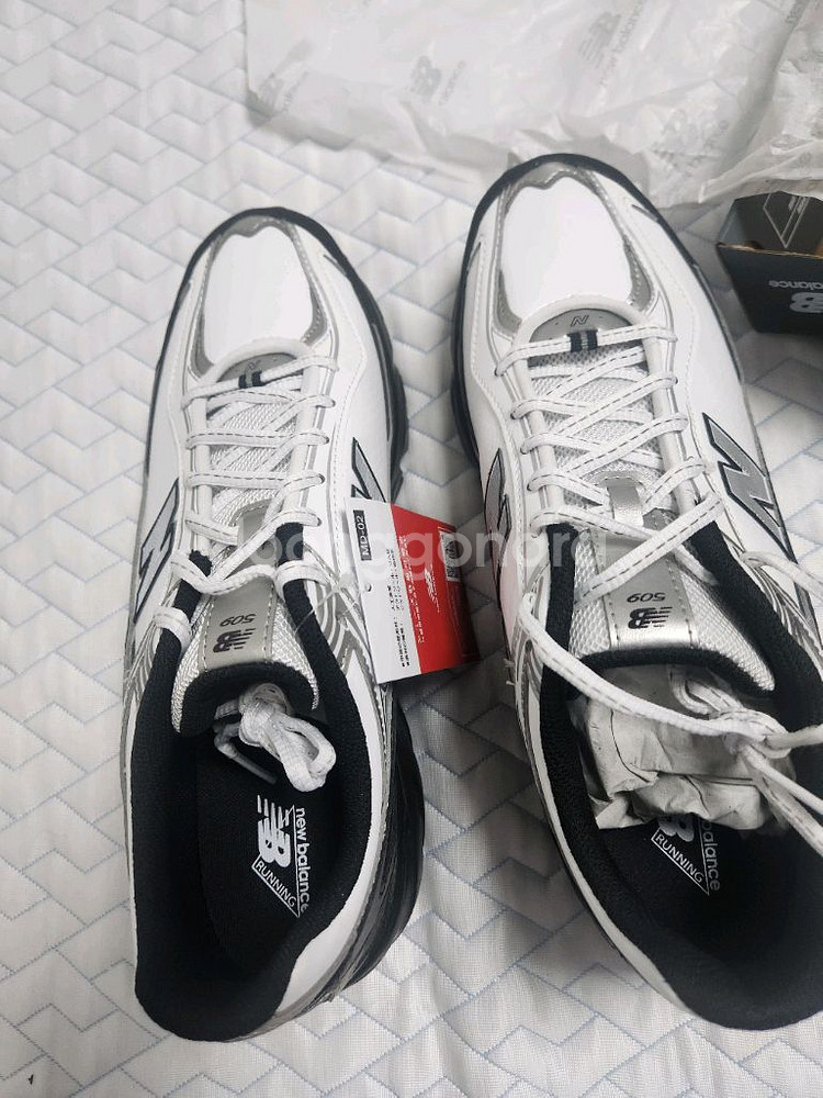 뉴발란스 509 BW 280 새상품--1