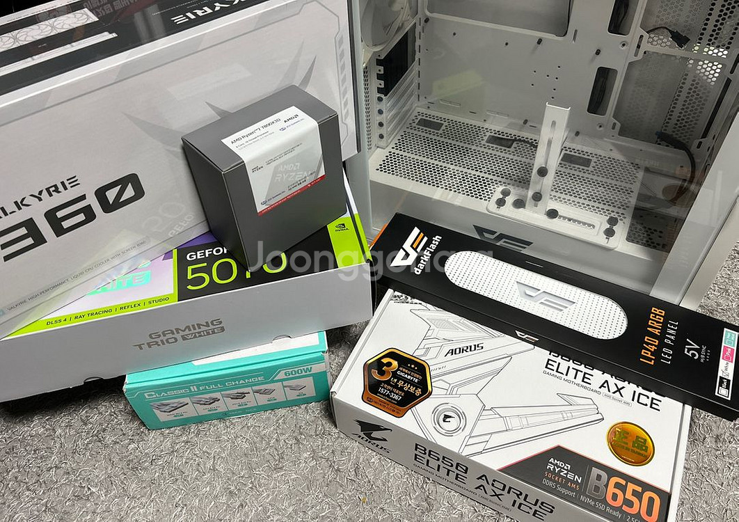 새상품?] 7800x3d B650 RTX 5070--2