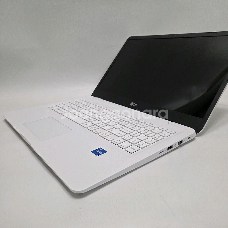 엘지노트북 i5 화이트 A급/SSD512/램16G--4