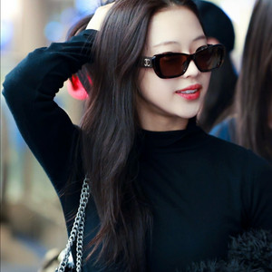 베이비몬스터 루카 체인 토트백