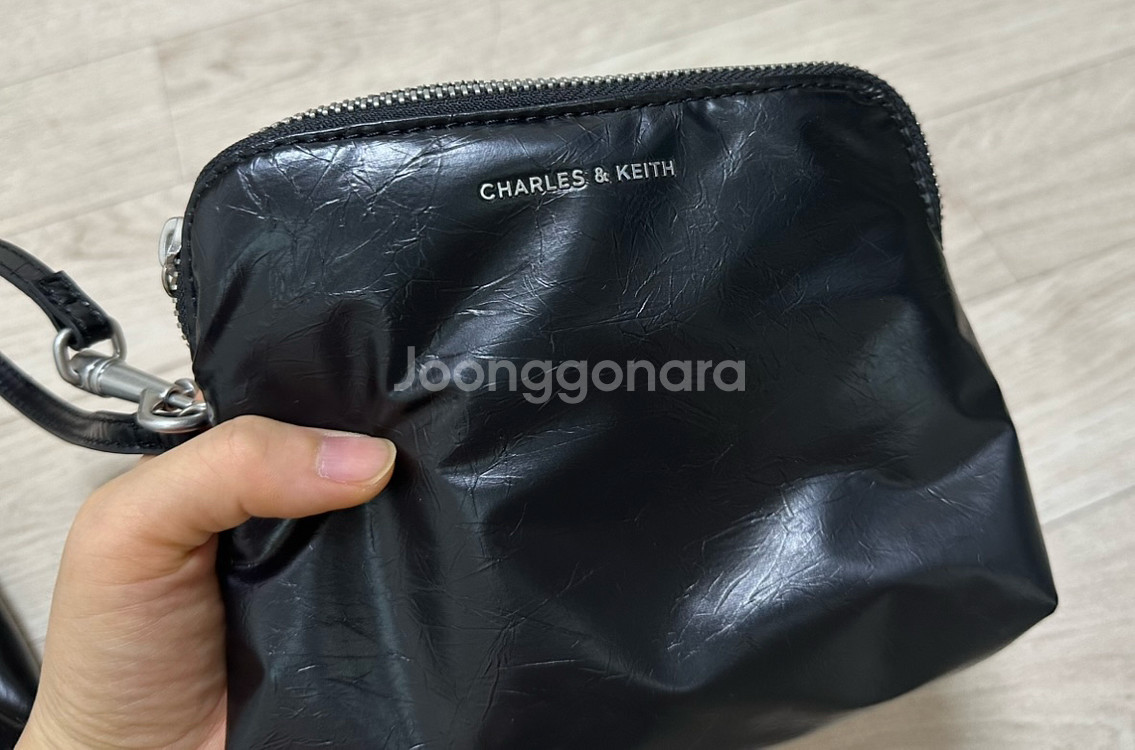 베이비몬스터 루카 체인 토트백--9
