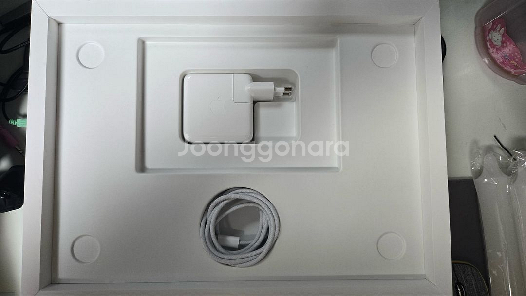 Apple 맥북 프로 14 M4 실버 민트급 판매합니다--2