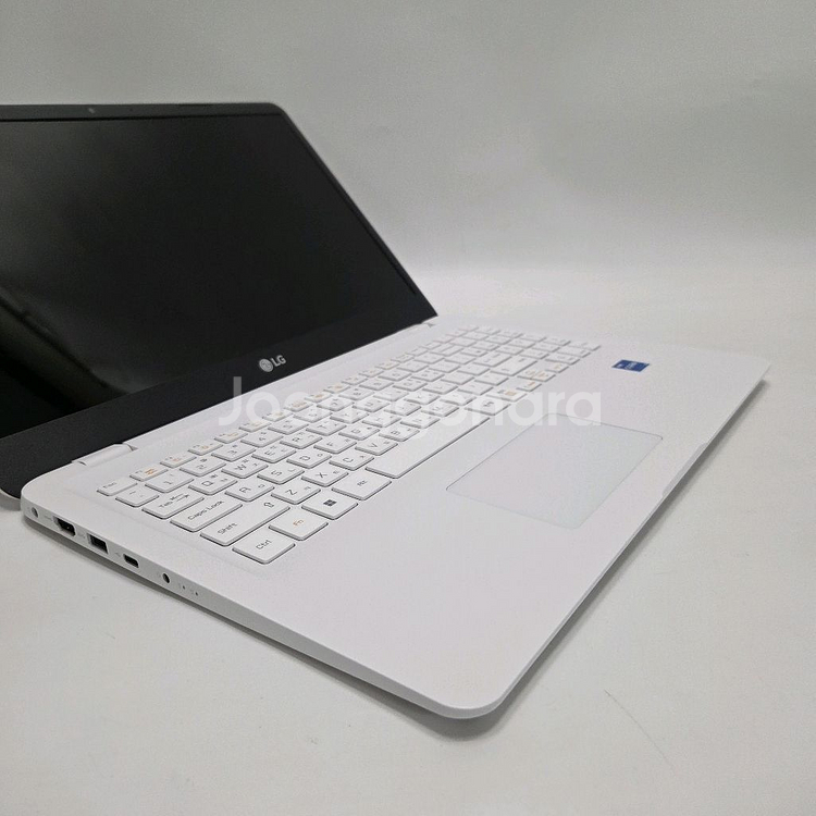 엘지 중고 노트북 i5 화이트 A급/512G/램16G--3