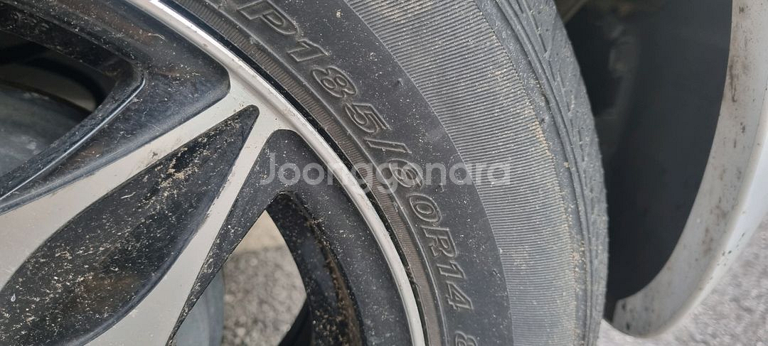 스파크 사제휠,타이어 판매 4개--1