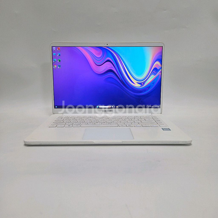 삼성노트북 i5 980g/화이트바디/15인치/윈11--0