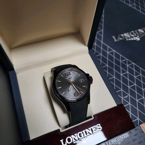 론진 VHP 41mm 쿼츠 pvd 러버밴드