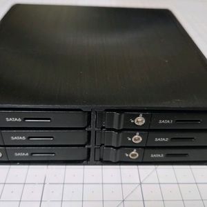 2.5인치 6bay 하드랙