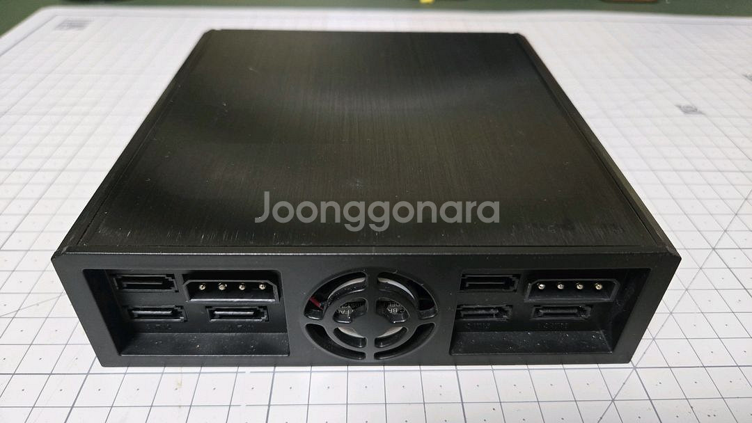2.5인치 6bay 하드랙--1