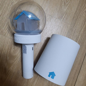 보이넥스트도어 응원봉 팝니다