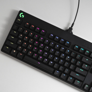 로지텍 G PRO 키보드