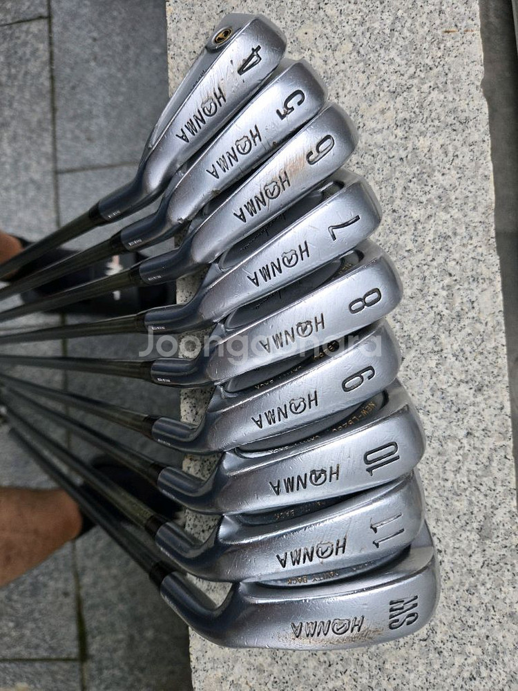 혼마 2스타 뉴 LB 280 아이언 4번부터S까지--1
