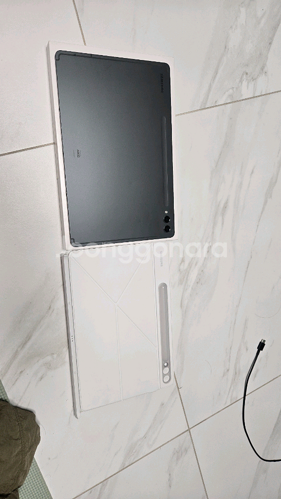 갤럭시탭S9 플러스 256GB 판매합니다--1