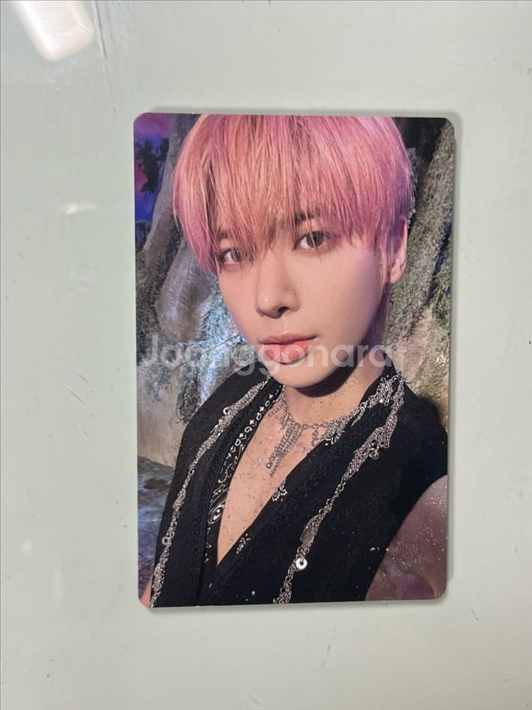 투바투 연준 포스터&태현 포카 팝니다--1