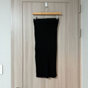 블로썸 골지 H라인 미디 스커트
