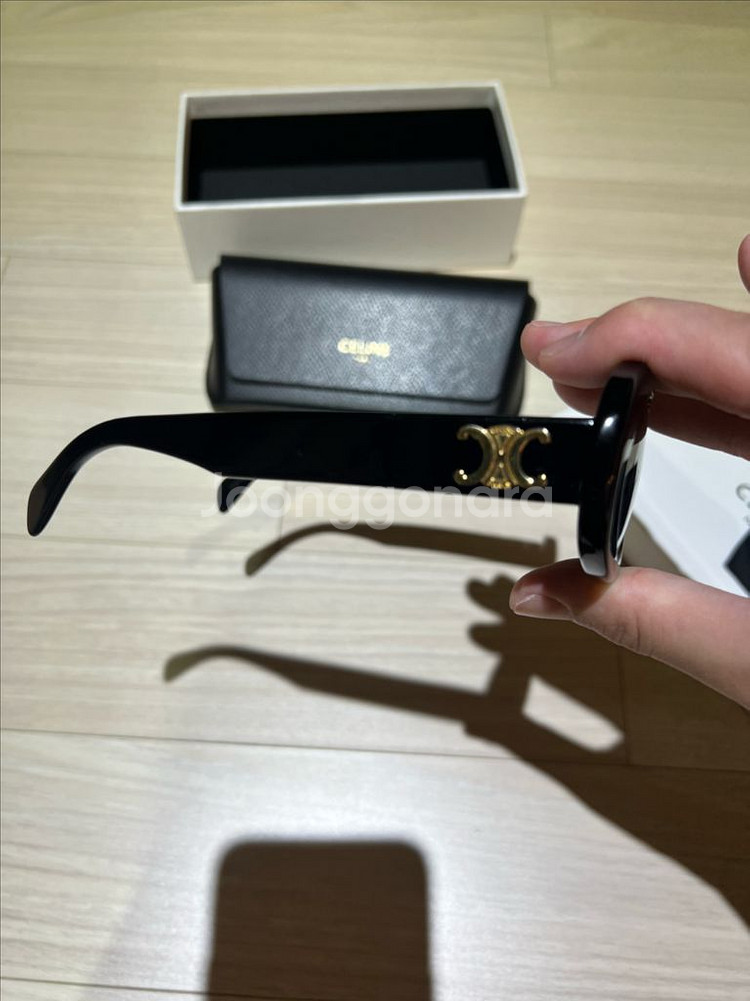 셀린느 트리옹프 선글라스 오벌--3