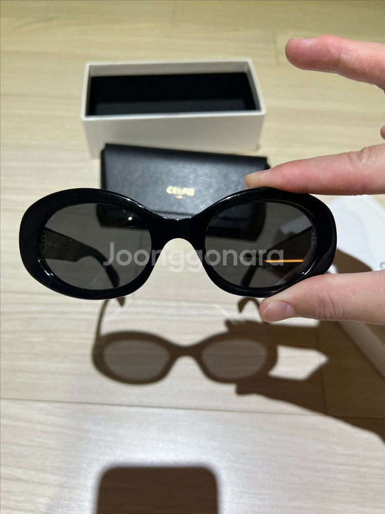 셀린느 트리옹프 선글라스 오벌--1