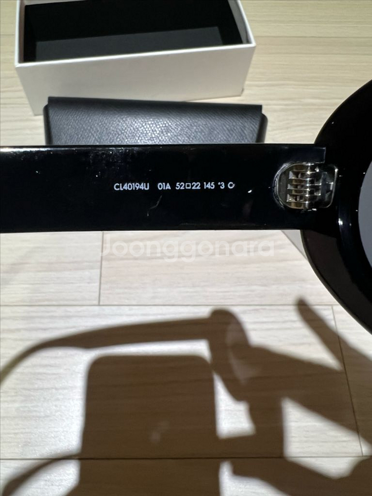 셀린느 트리옹프 선글라스 오벌--4