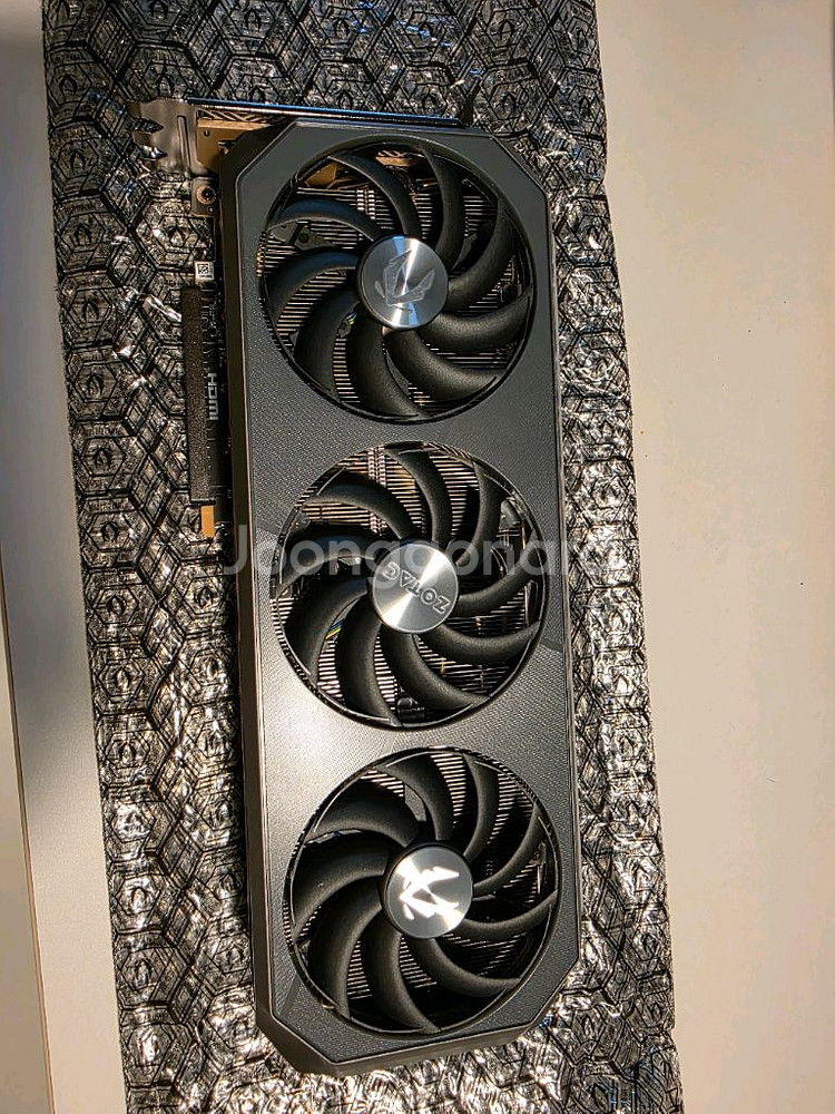 조텍 rtx 5080 amp ultra--2