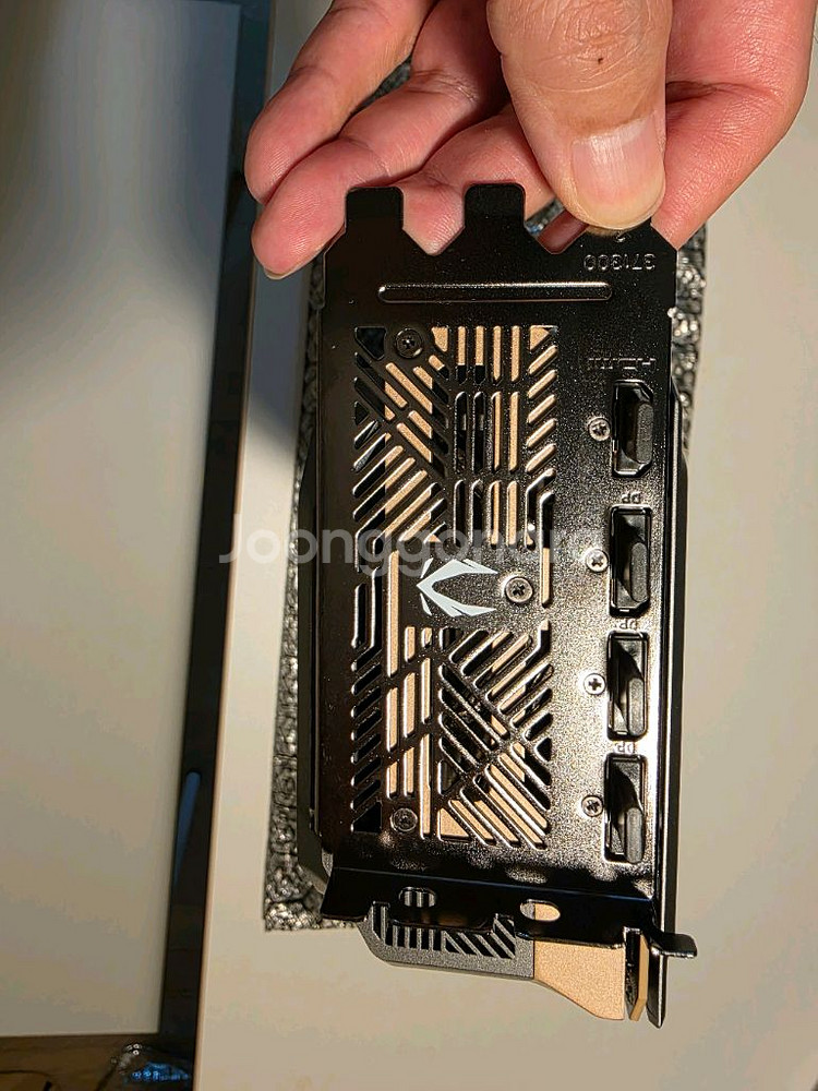 조텍 rtx 5080 amp ultra--6