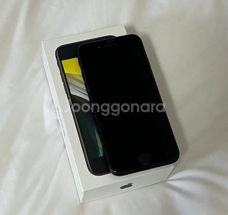 아이폰 se2 128GB--0